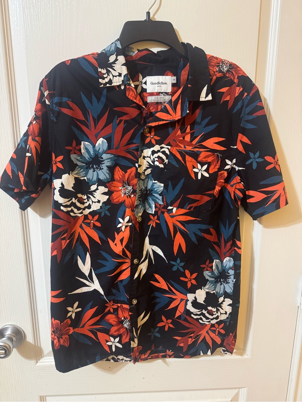Goodfellow & Co Black Tropical Floral Button-Up Shirt with Red & Blue Accents